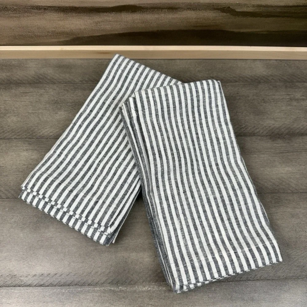 Pottery Barn Wheaton Striped Linen Cotton Napkins Set of 8. EUC. Classy.